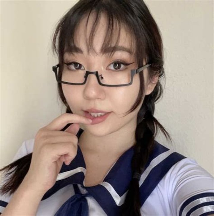 Free Emmi Xi (emmixi) Onlyfans Nudes Leaks